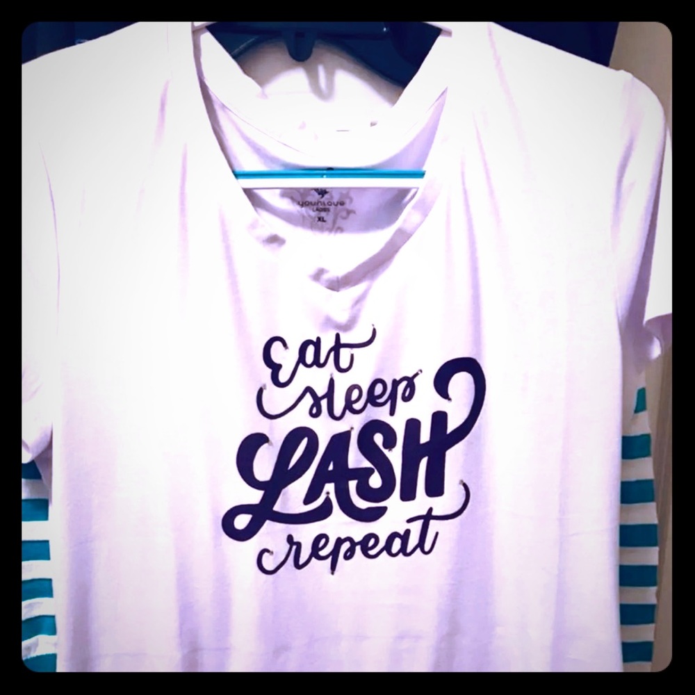 Younique XL EAT SLEEP LASH REPETE Top
